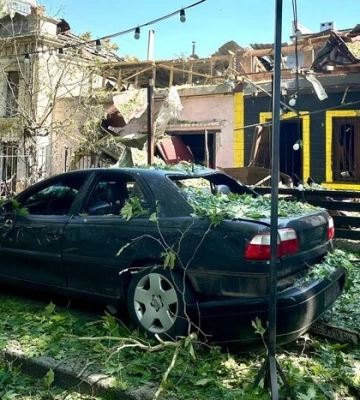 Ворог масовано атакував дронами Миколаїв та Коблівську громаду, пошкоджено будинки, бази відпочинку, склади і ЛЕП