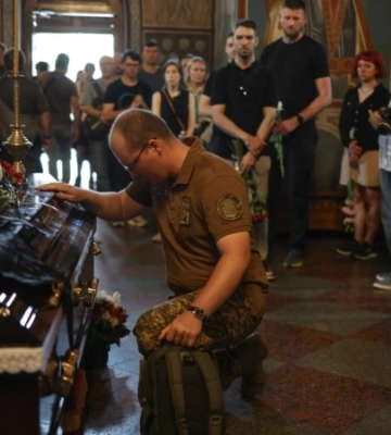 «Вільний козак вільної України». Прощання із Романом Орищенком у Києві (фоторепортаж)