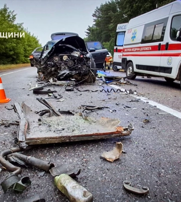 На Львівщині перекинувся туристичний автобус
