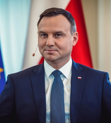 У Луцьку в дім влучила блискавка