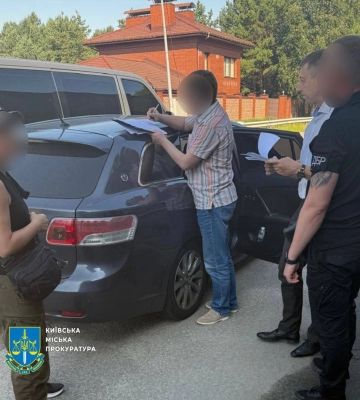 Ексраднику Кличка оголосили підозру — виплачував зарплату мобілізованому підлеглому й допоміг ухилитись від служби