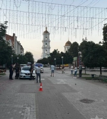 В центре Сум мужчина устроил стрельбу, есть раненый