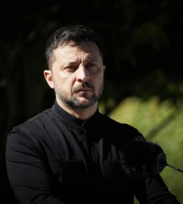Моя позиція щодо виходу ЗСУ з Донбасу не змінилась, - Зеленський