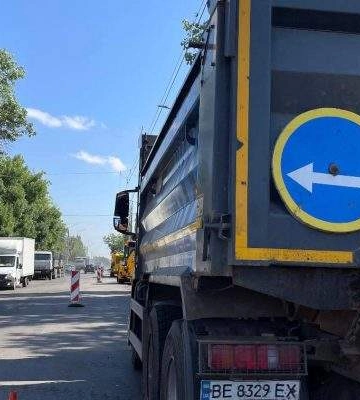 У Миколаєві на вулиці Малко-Тирнівській ремонтують дорогу: можливе обмеження руху