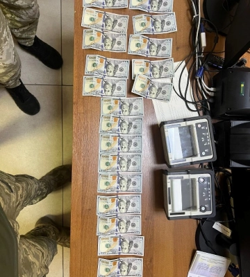 Ікону Ісуса Христа XIX століття намагались потай вивезти з України через кордон на Одещині, - ФОТО