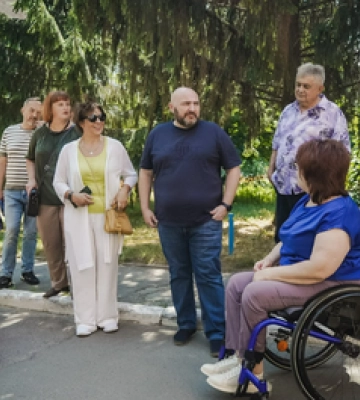 Рух без барєрів: перевірили доступність спорткомплексу у Полтавській громаді