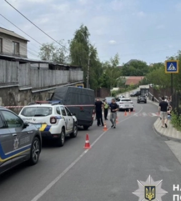 У Петропавлівській Борщагівці авто покотилось на дитину - 9-річний хлопчик загинув