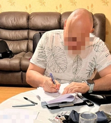 Скандал у Дніпрі: двох адвокатів підозрюють у підкупі та спробі організації вбивства свідків