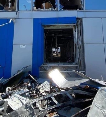 Атака на Київ: окупанти пошкодили будівлю Київської митниці 
