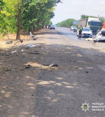 У Миколаївському районі поблизу Коблевого сталася автопригода: загинув водій та травмувалися пасажири