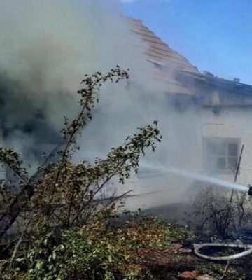 Одна людина загинула та одна постраждала внаслідок російськи обстрілів Нікопольщини, - ОВА. ФОТОрепортаж