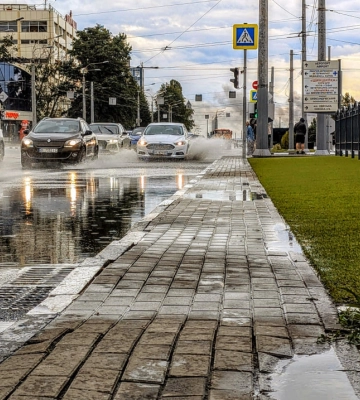 На додачу до спеки – гроза та шквали: погода в Харкові та області на 11 липня