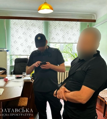 Посадовця КП «Полтаваелектроавтотранс» судитимуть за вимагання та отримання відкатів, - прокуратура