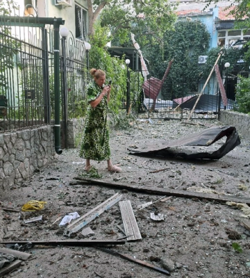 Россияне ударили по роддому в Харькове – рожениц и новорожденных эвакуируют