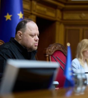 Руслан Стефанчук, Юлія Тимошенко та інші зареєстрували законопроект про зміни до Виборчого кодексу Руслан Стефанчук, Юлія Тимошенко та інші зареєстрували законопроект про зміни до Виборчого кодексу