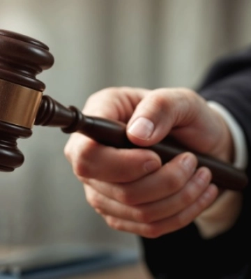 Військовий посадовець з Чернігівщини завдав державі збитків на 25 млн грн під час закупівлі деревини