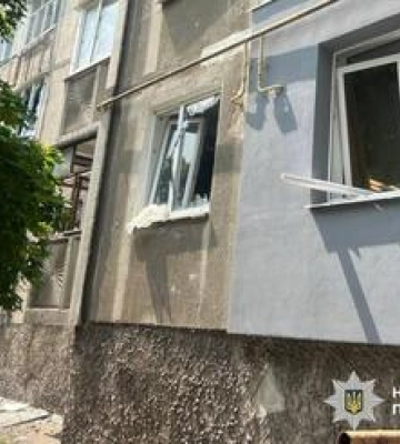 Поліція та СБУ документують наслідки удару дронами по Кременчуку