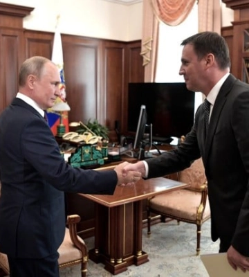 Сыну «серого кардинала» кремля сообщили о заочном подозрении за вывоз зерна из ВОТ Сыну «серого кардинала» кремля сообщили о заочном подозрении за вывоз зерна из ВОТ