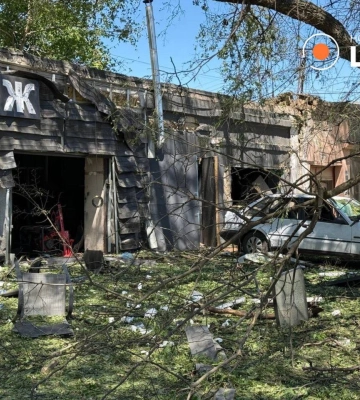 В Одессе повреждено админздание, конюшня, жилые дома: 8 пострадавших