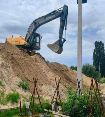 На колишній лінії оборони Київщини ремонтують ще один шляхопровід та міст