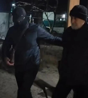 Оккупанты приговорили жителя Мелитополя к 14 годам за тюрьмы перевод 2 тысяч гривен в Украину (видео)