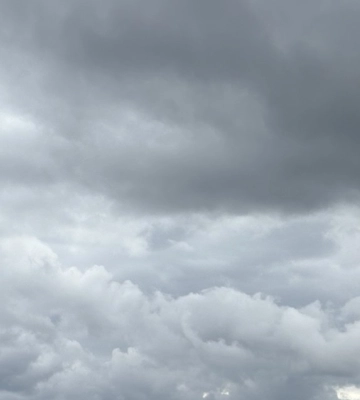 На вихідних прогнозують до 29° тепла та короткочасні дощі на Закарпатті