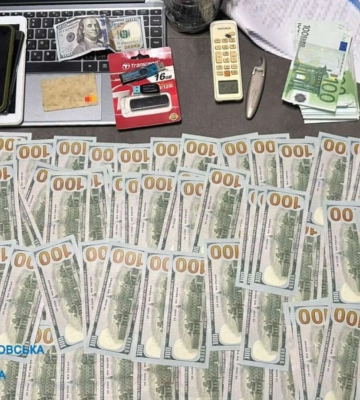 Ухилення від мобілізації за хабарі: слідчі Дніпра повідомили про підозру медпрацівникам