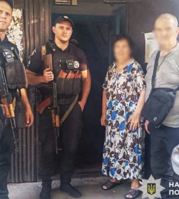 Поліцейські допомогли 83-річному мешканцю Нікополя дістатися додому