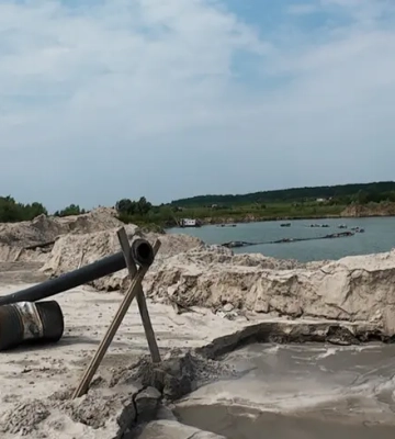 На Київщині незаконний видобуток піску мало не спричинив екокатастрофу