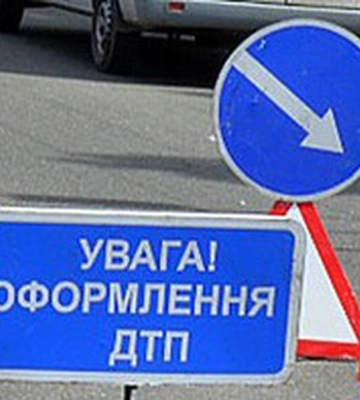 В ДТП в Киеве с участием маршрутки травмированы 9 человек, среди них один ребенок - полиция