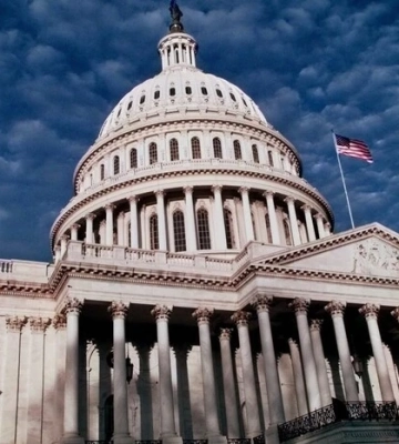Комітет Сенату США схвалив оборонний бюджет — в нього заклали $500 мільйонів для України. Що далі