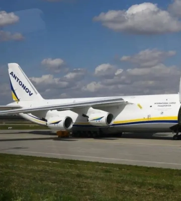 У небі над Київщиною вперше з 2022 року пролетів транспортний літак Ан-124 "Руслан"