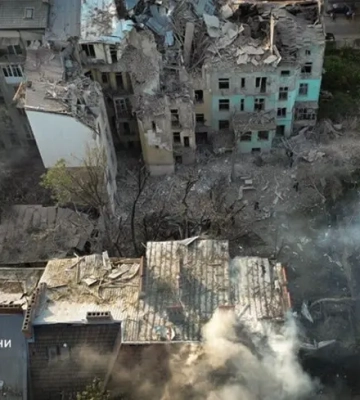 Во Львове есть попадание &quot;шахедов&quot;, в одном из районов города вспыхнул пожар — Садовый