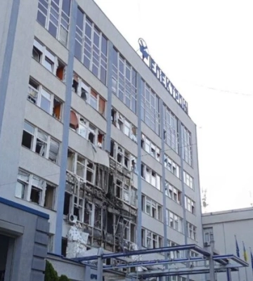 У Львові внаслідок нічної атаки пошкоджено підприємство «Електрон»