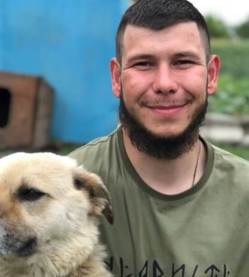 Склоним головы. Поддерживал Динамо, рисовал граффити, погиб под Бахмутом