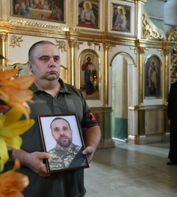 Громада на Волині провела в останню дорогу загиблого воїна