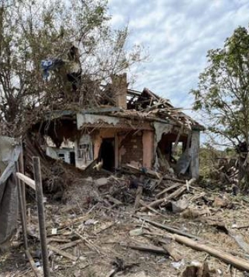 Росія вдарила по Сумській громаді: є жертви, пошкоджено будинки