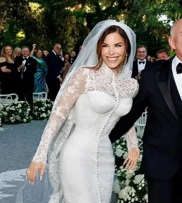 Роскошный свадебный подарок. Джефф Безос покупает для жены Vogue?