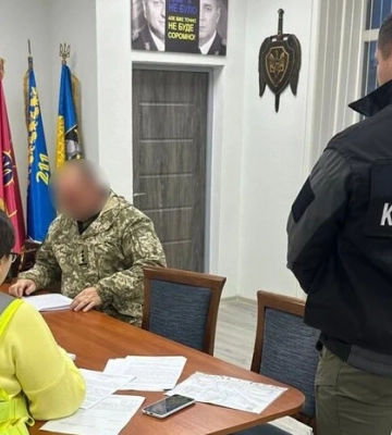 На Тернопільщині полковник ЗСУ замість фронту відрядив підлеглих будувати йому дім