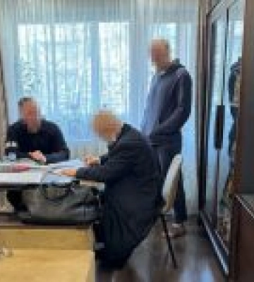 На Дніпропетровщині директор підприємства завищив вартість квадроциклів для військових на 4,4 млн грн