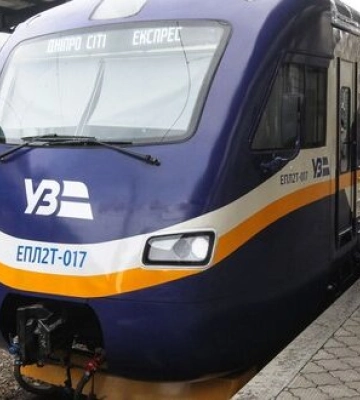 Низка поїздів затримується через негоду на Харківщині, - &quot;УЗ&quot;