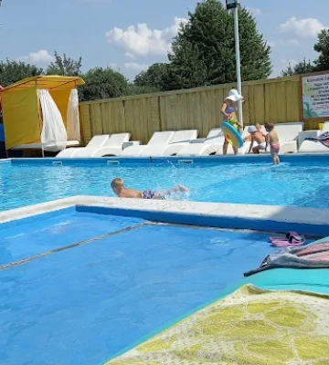 Спасти не удалось: в аквапарке на Полтавщине погиб 6-летний ребенок (видео)
