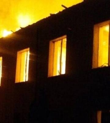 Війська РФ обстріляли два райони Дніпропетровщини: постраждав чоловік, є руйнування на території підприємства та ліцею.&amp;hellip;