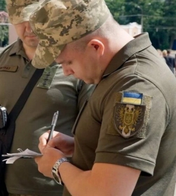 У Харкові затримали чоловіка, який напав на працівників ТЦК