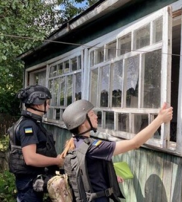 Три человека пострадали в результате удара РФ по Шосткинской громаде в Сумской области, двое мужчин - в тяжелом состоянии.&amp;hellip;