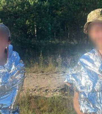 Пограничники в Ривненской области спасли двух жителей Запорожья, которые заблудились в лесах, - ГПСУ. ФОТОРЕПОРТАЖ