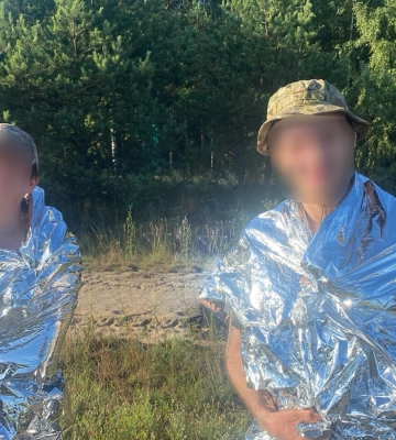 Незаконно попали в приграничье: двое жителей Запорожья заблудились в лесах и болотах