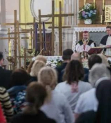 В Луцке почтили память жертв Волынской трагедии: Польша ждет разрешения на новые поисковые работы