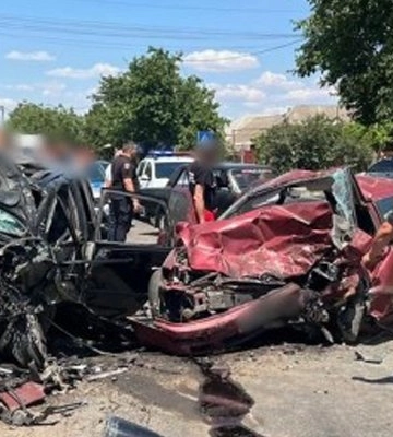 Під Одесою зіткнулися дві автівки – загинув 19-річний водій