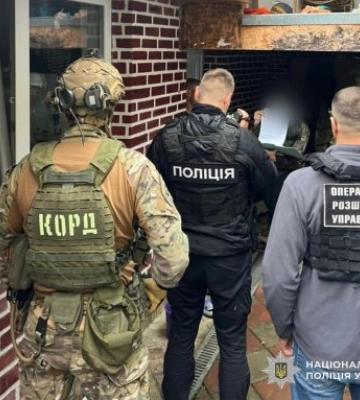 Кричуща новина: На Ужгородщині викрито схему незаконного переправлення ухилянтів до Словаччини — затримано організатора